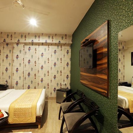 Hotel Green Plaza At Airport Nowe Delhi Zewnętrze zdjęcie