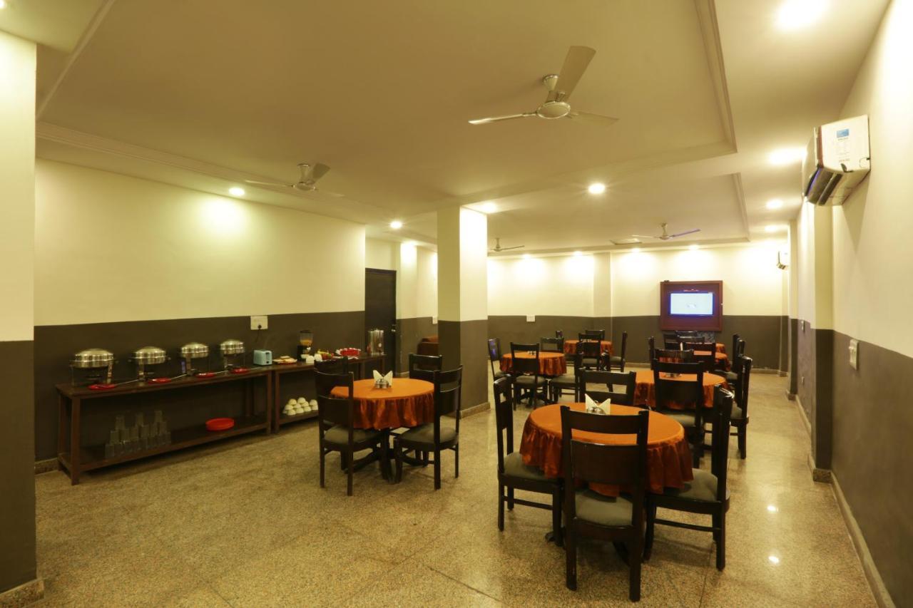 Hotel Green Plaza At Airport Nowe Delhi Zewnętrze zdjęcie