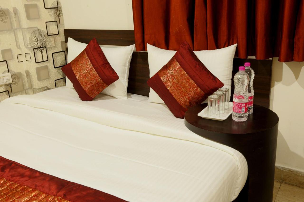 Hotel Green Plaza At Airport Nowe Delhi Zewnętrze zdjęcie